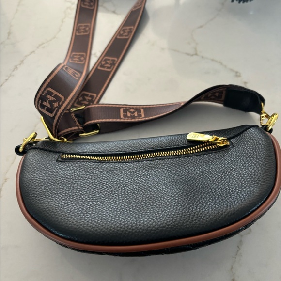 Black crossbody. Brand new. - Picture 4 of 7